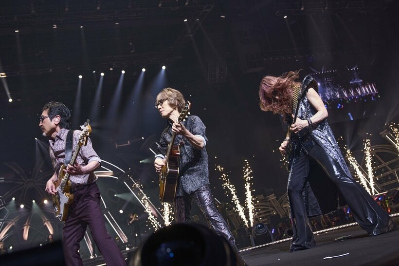 Ｋアリーナ横浜でコンサートを行ったTHE ALFEEの桜井賢(左)、坂崎幸之助(中)、高見沢俊彦