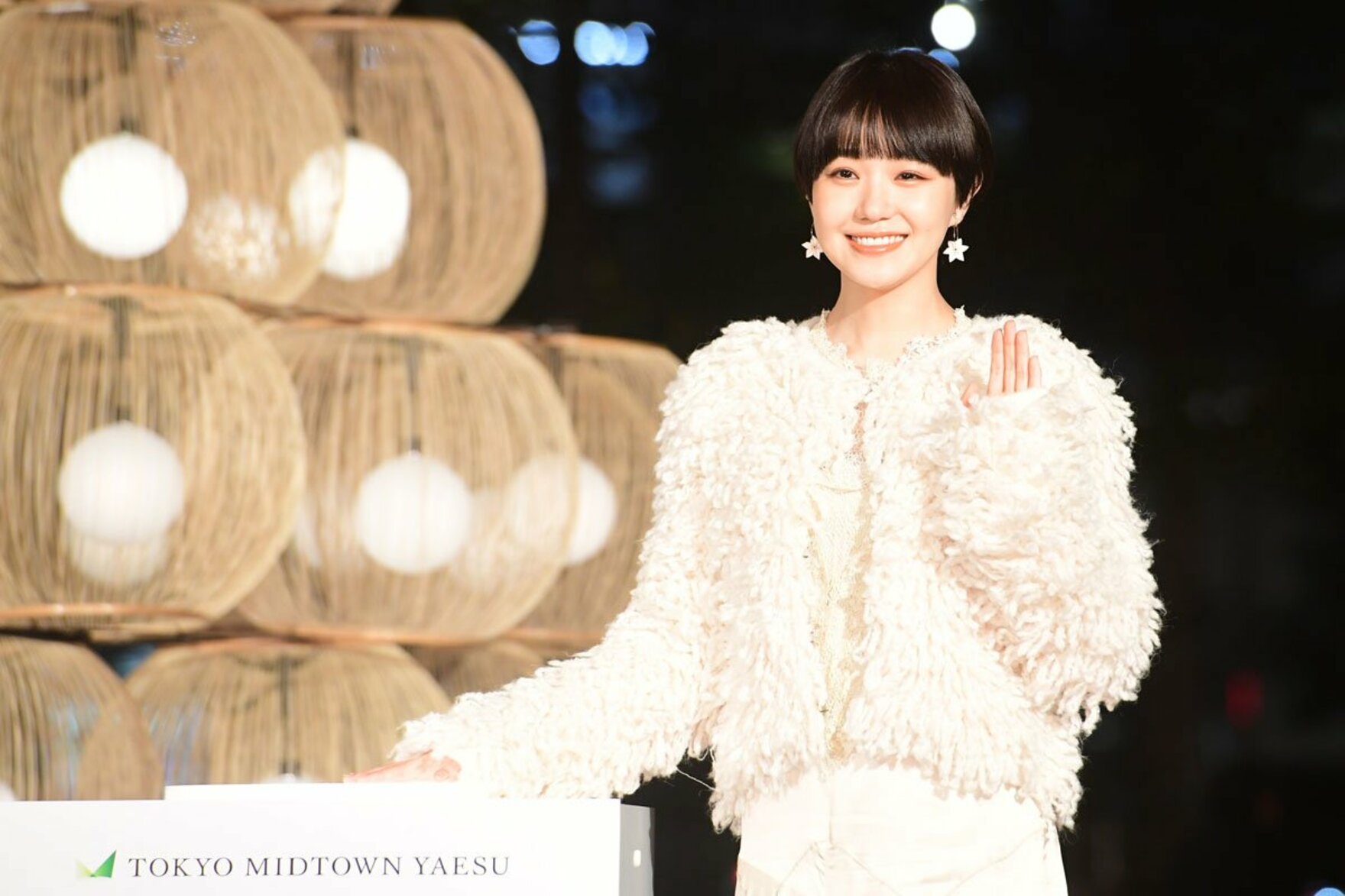 点灯式に登場した奈緒