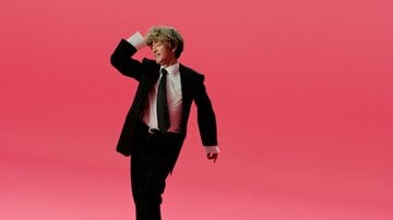 木村拓哉出演の新ＣＭ「ギャツビー ムービングラバー」のカット
