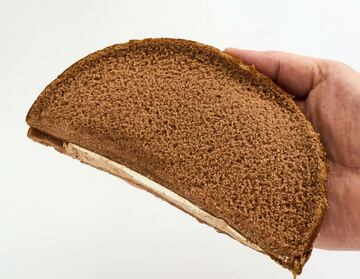 ふんわり柔らかなシフォン生地だ