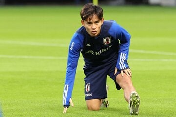 決勝トーナメントへの意気込みを語ったＭＦ久保建英