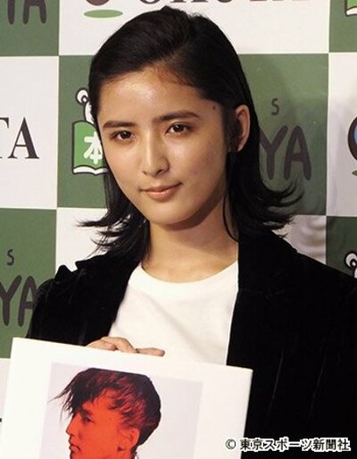 写真：元E―girls・藤井萩花 初のソロ写真集は100点！「新たな