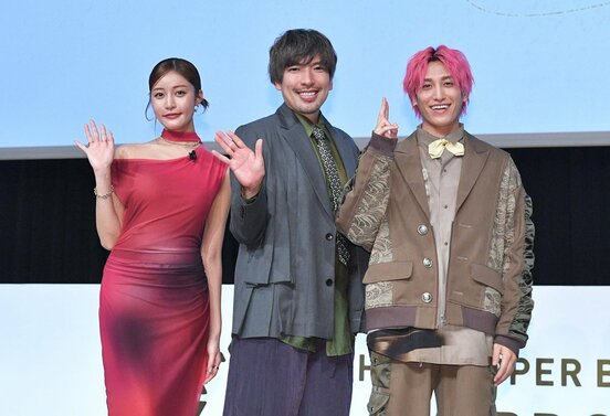 左から王林、りんたろー。、兼近大樹