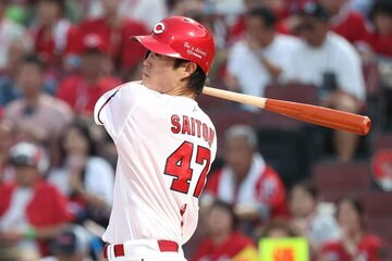 ３回には自らの中前打でチャンスメイクした広島・斉藤優汰　