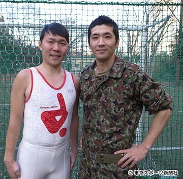 松雪オラキオ（左）と武田テキサス