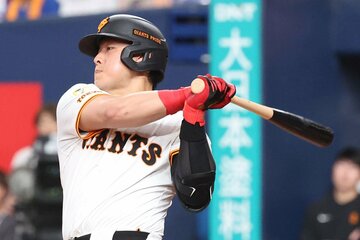 ３打席連続安打、２打点で勝利に貢献した巨人・岡本和真
