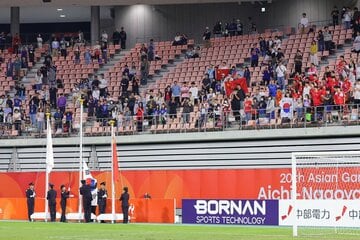サッカー男子決勝では韓国国旗があがらないトラブル