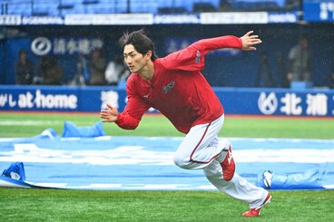 俊足を武器に、一軍定着を果たした広島・辰見鴻之介
