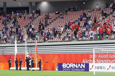サッカー男子決勝では韓国国旗があがらないトラブル