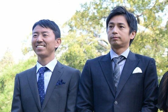 チュートリアルの徳井義実(右)と福田充徳