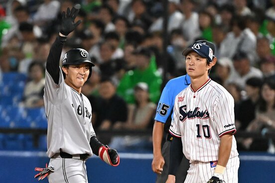 初回、プロ初安打初打点をマークした巨人・鈴木大和