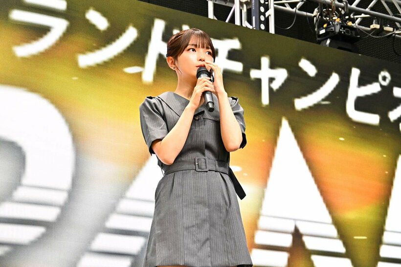 トークショーを行う福留光帆