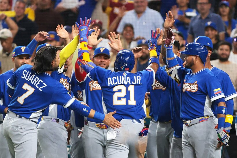 ロナルド・アクーニャ(中)をはじめ、豪華な面々が揃っているWBCベネズエラ代表（ロイター）
