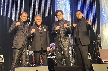 コンサートを行った山川豊、鳥羽一郎、木村徹二、木村竜蔵（左から）