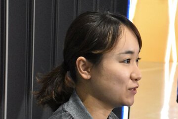 成田空港から出国した伊藤美誠