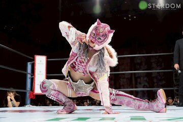 刀羅ナツコから白星を奪ったスターライト・キッド（©スターダム）
