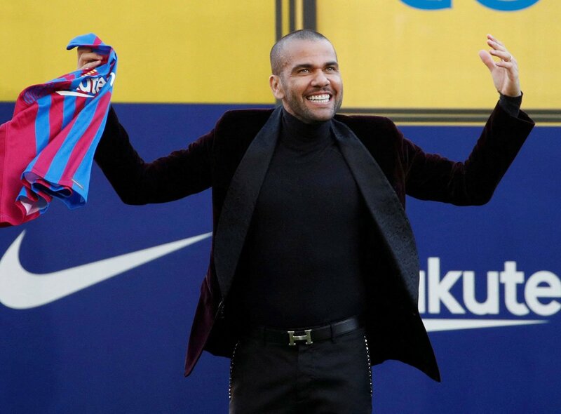  まだまだ元気いっぱいなダニエウ・アウベス（ロイター）