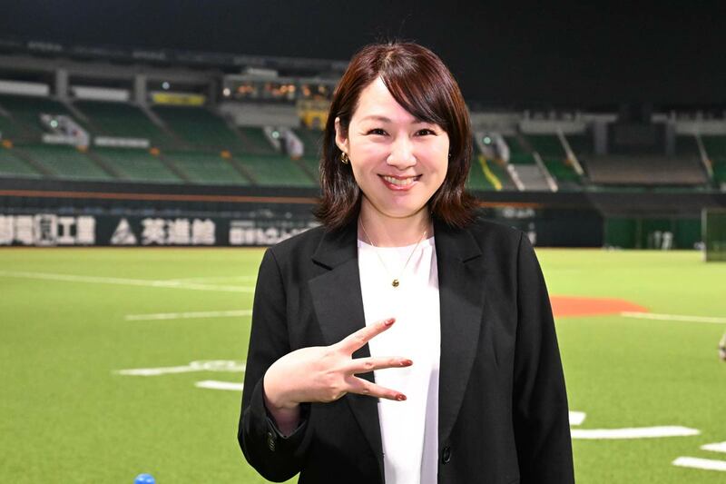 全新ポーズを決める海里さん