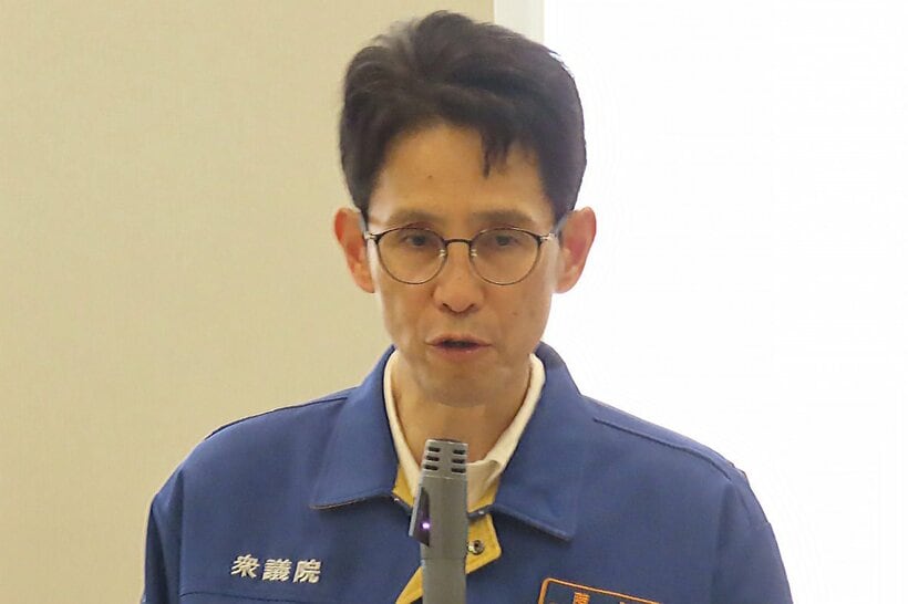 中道・階猛幹事長