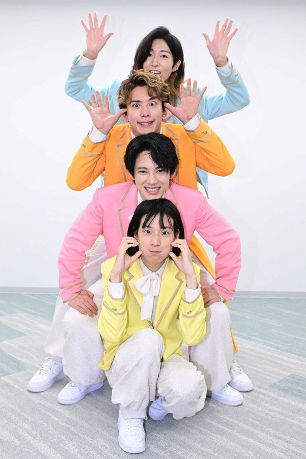 (手前から)おヨネ、ケンケン、じん、サカイJr.