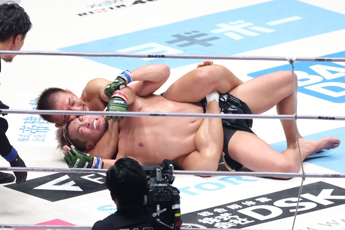 太田忍 ファイトパンツ 太田忍vs元谷友貴 呼び出す