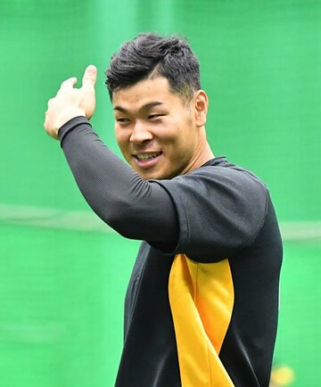  巨人戦を前に意気込んだ阪神・佐藤輝