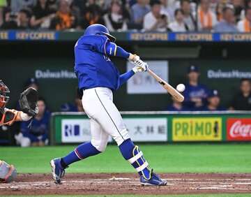 ４回、３ラン本塁打を放った中日・岡林勇希