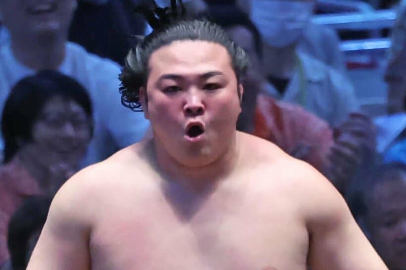 炎鵬
