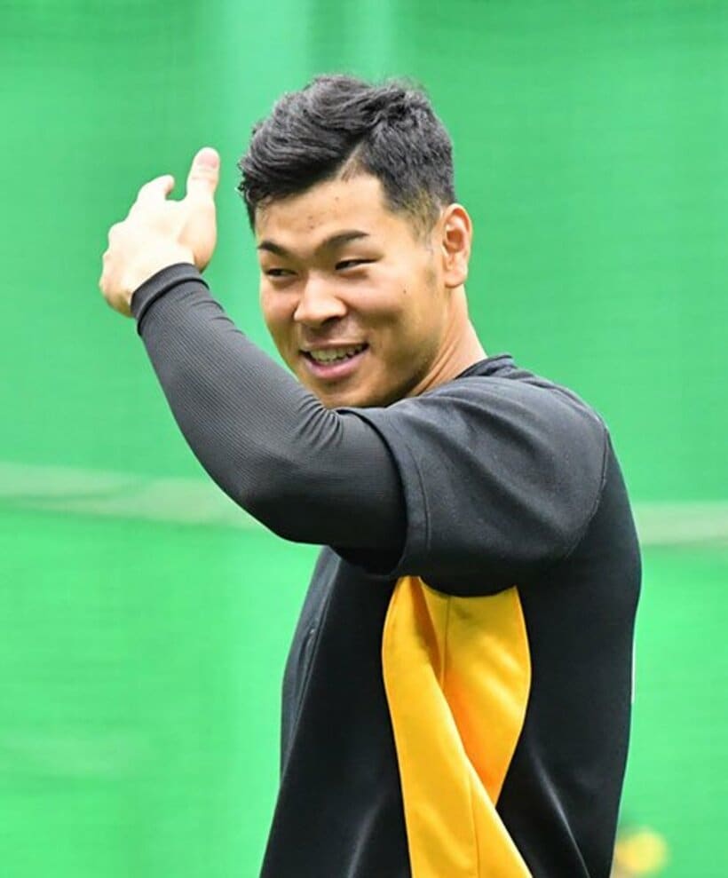  巨人戦を前に意気込んだ阪神・佐藤輝