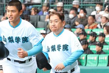 山梨学院の吉田洸二監督