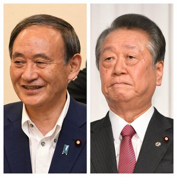  高笑いの菅総理㊧と怒り心頭の小沢氏