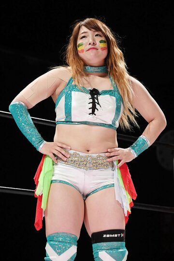 飯田の師匠・ジャングル叫女