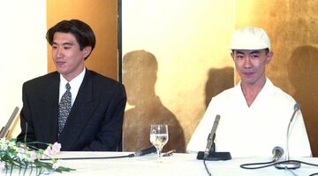 （左から）石橋貴明、木梨憲武（１９９０年）