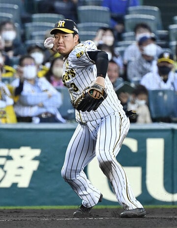  左翼との併用構想が浮上した大山悠輔(東スポWeb)