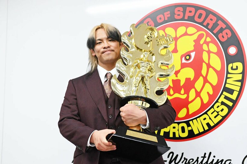 Ｇ１優勝トロフィーを手に、今後について語った大岩陵平