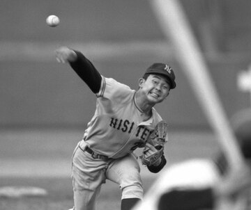  英文さんは東尾さんに宝刀シュートを伝授した