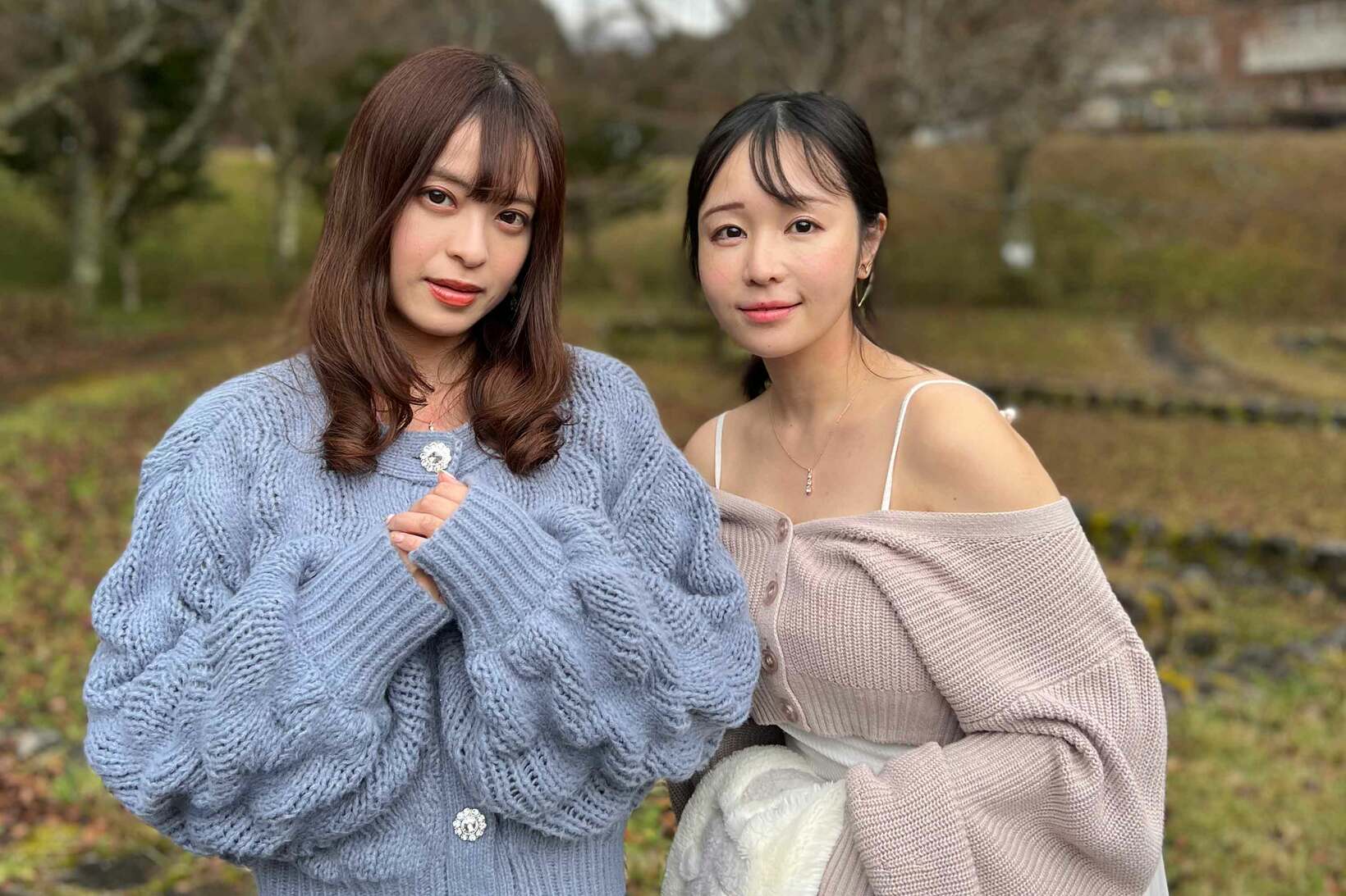 桜もこチャン㊧と女子旅！