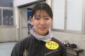 諏訪玲奈