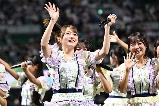 みずほPayPayドームで「メロンジュース」を歌った市村愛里