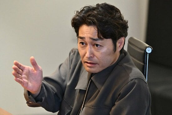 出演舞台について語った安田顕