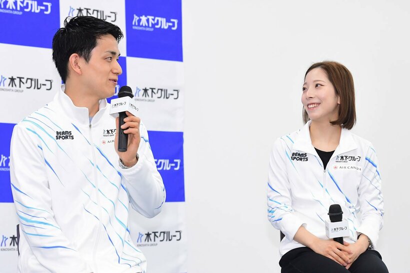 所属先を表敬訪問した木原龍一と三浦璃来