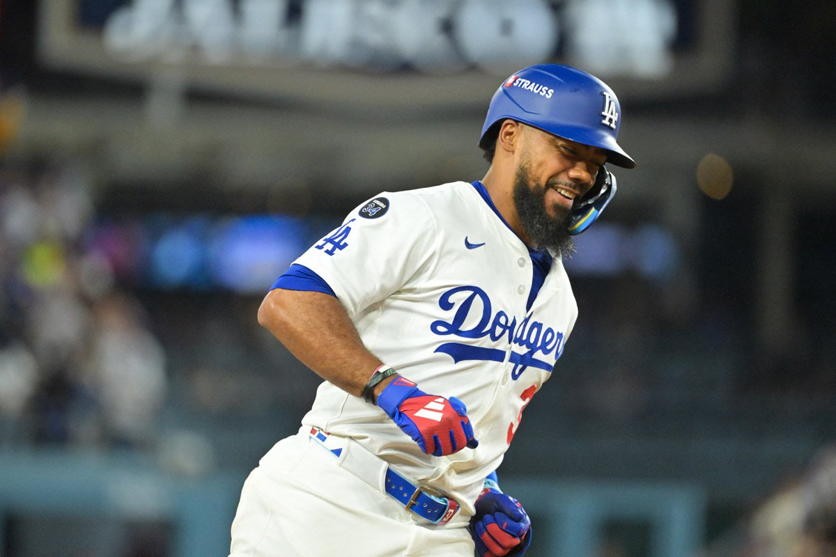 大谷翔平3失点も…テオスカーの守備に募る日米ファンの不満「怠慢だ