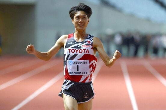 男子1万mを優勝した鈴木芽吹