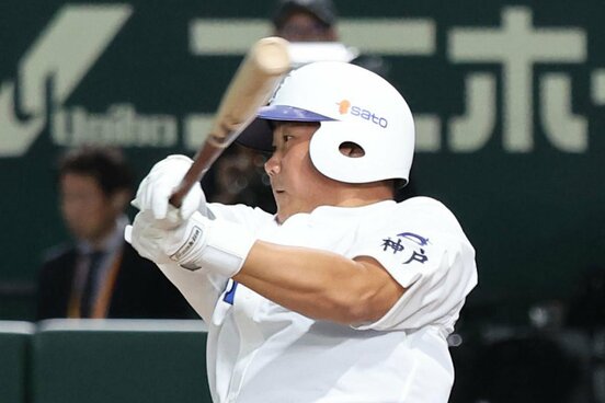 松坂大輔氏は中前打を放つなどバットで貢献