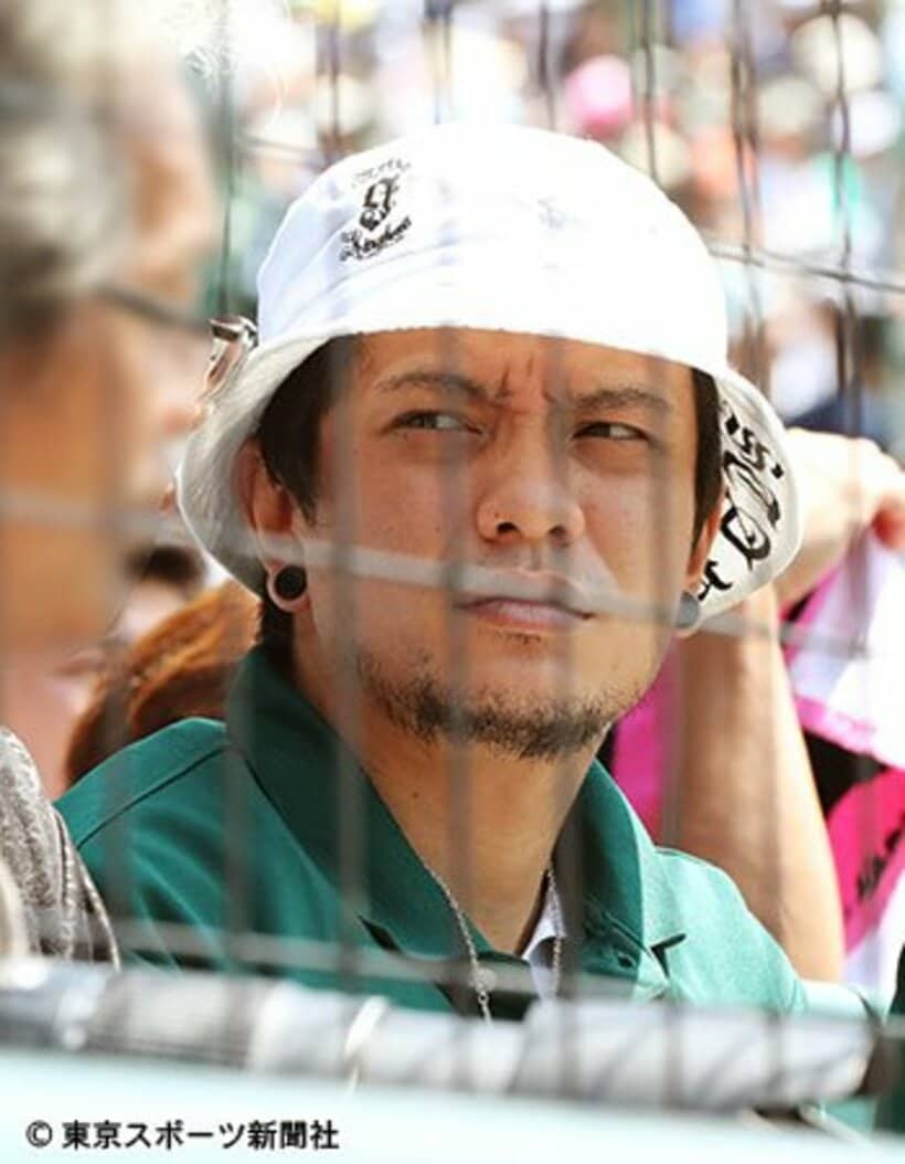  二松学舎大付の弟・田中彗投手の応援に駆けつけた田中聖