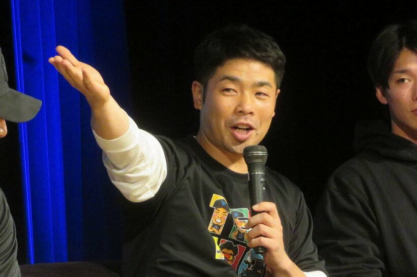 トークショーに登場したソフトバンク・近藤健介