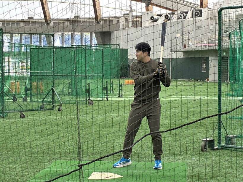 休日返上で打撃練習を行う巨人・泉口友汰内野手