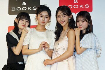 （左から）今井環希、長浜広奈、多田梨音、時田音々