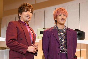 ＥＸＩＴのりんたろー。（左）と兼近大樹