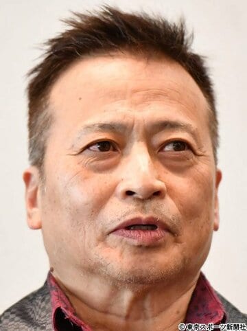  佐藤を擁護した石井